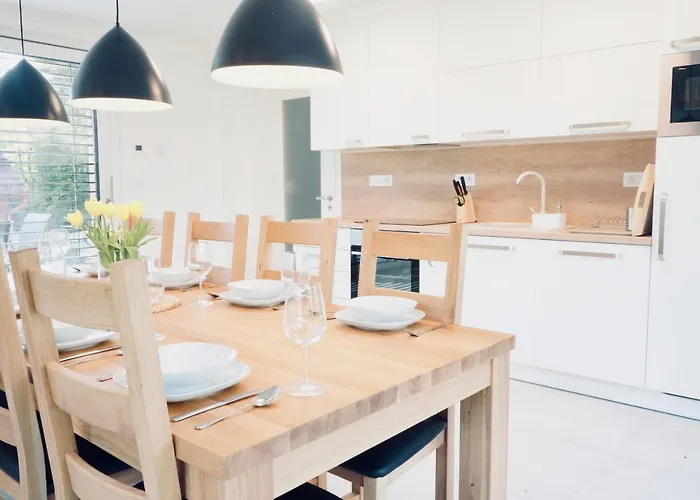 Prázdninový dům Jiná Báseň *